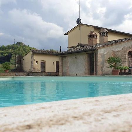 Villa Bruna 포지본시 외부 사진