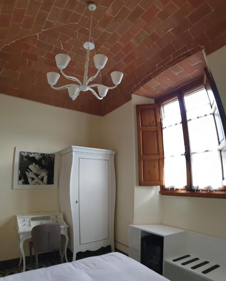 Villa Bruna 포지본시 외부 사진