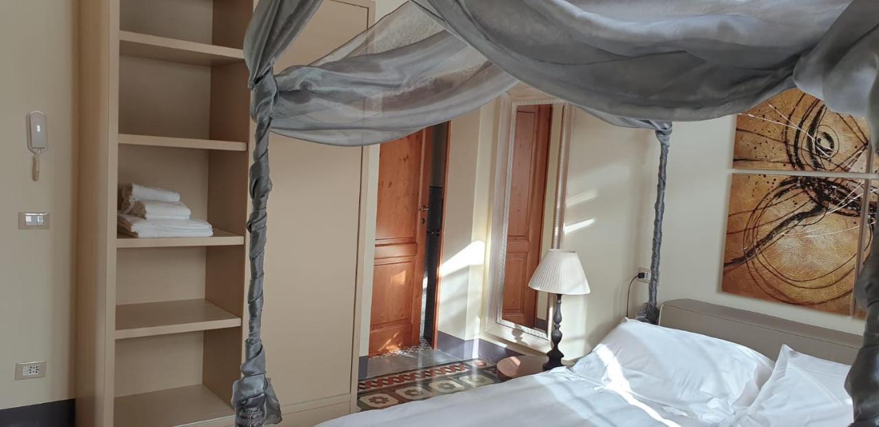 Villa Bruna 포지본시 외부 사진